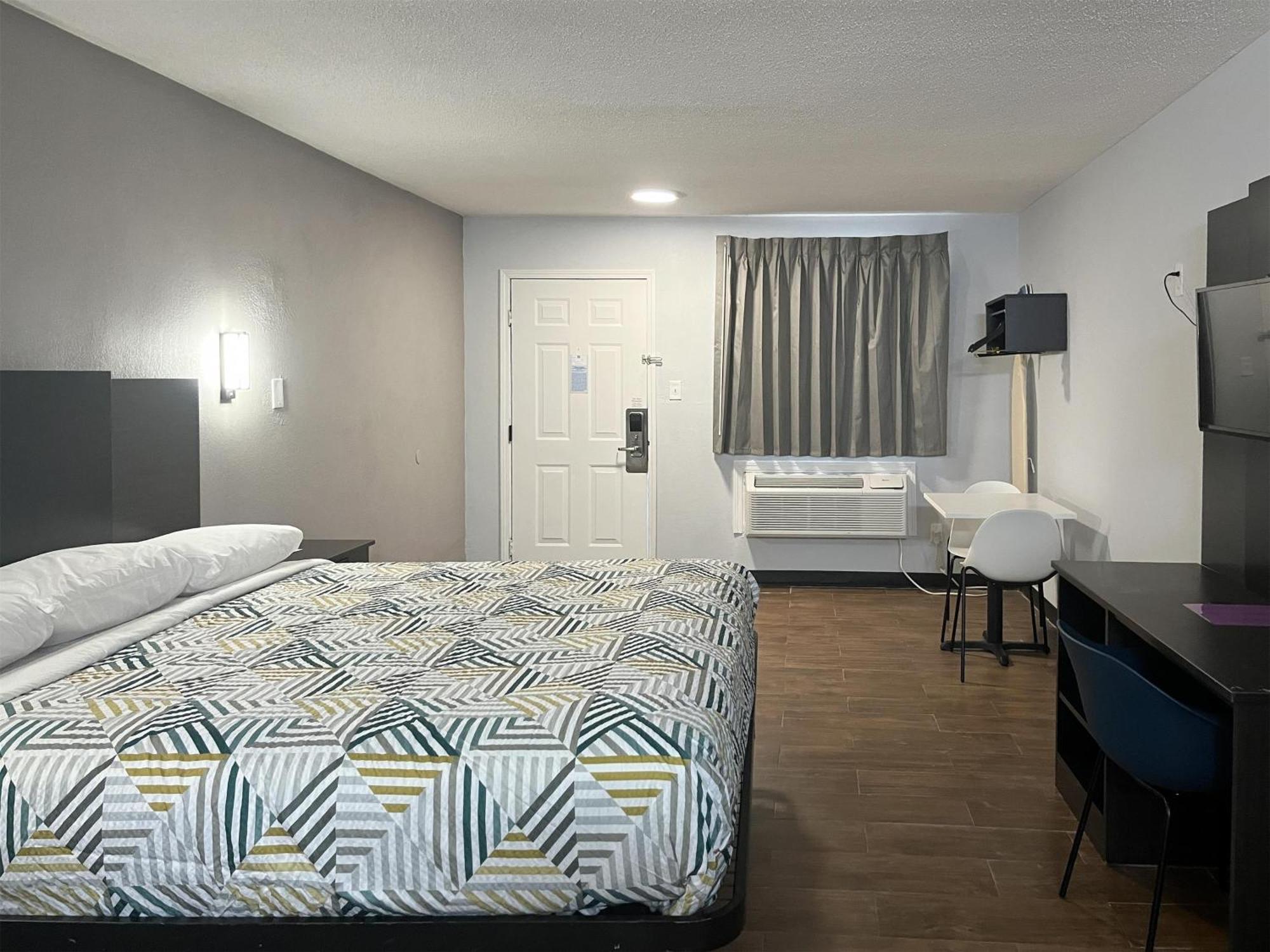 Studio 6 Suites Hurricane, Wv Exterior photo