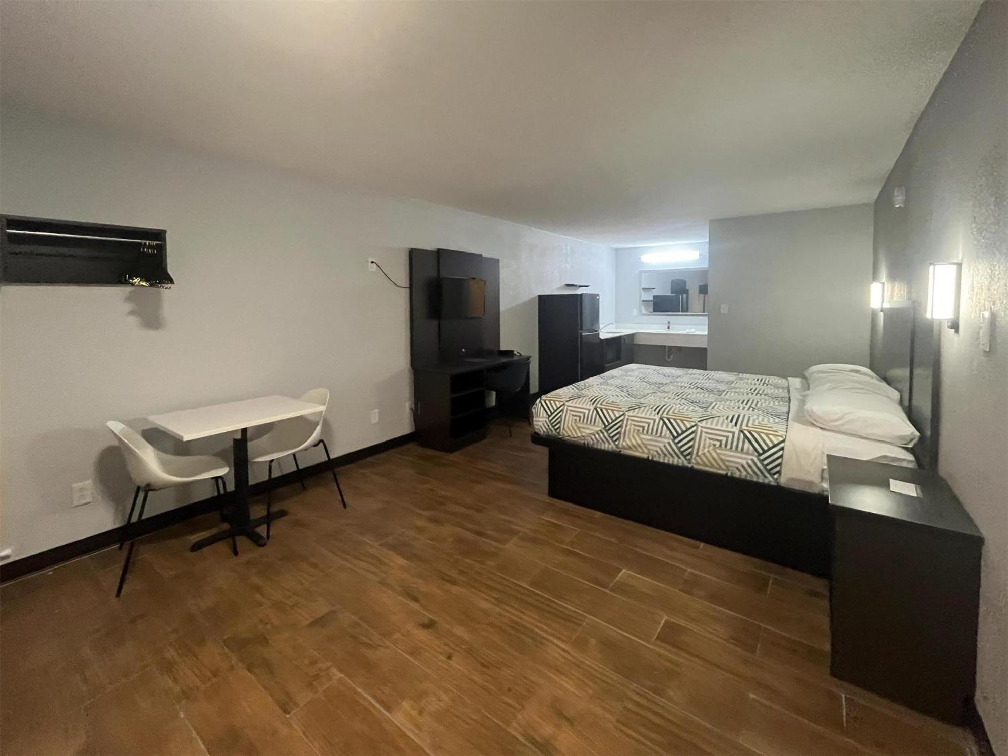 Studio 6 Suites Hurricane, Wv Exterior photo